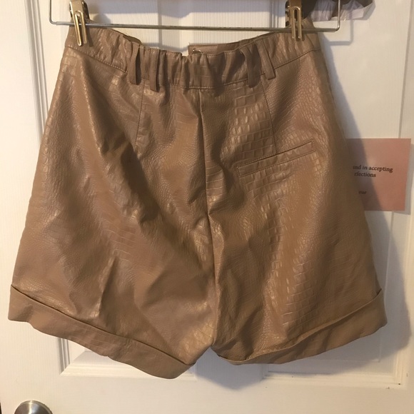 Dynamite Faux Leather shorts - Picture 7 of 9